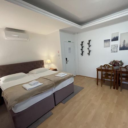 Stella Boutique Rooms Sesvete Esterno foto