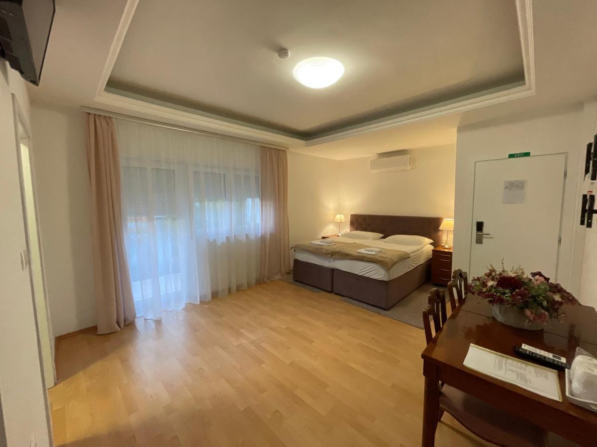 Stella Boutique Rooms Sesvete Esterno foto