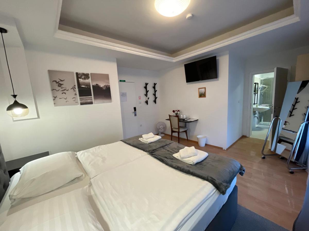 Stella Boutique Rooms Sesvete Esterno foto